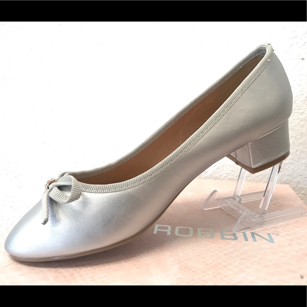 Block Heel Ballet Style Closed Shoes